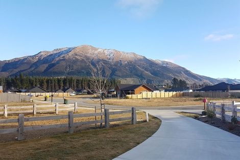 Photo of property in 25 Dingle Street, Lake Hawea, 9382