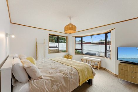 Photo of property in 7 Ngapotiki Street, Paraparaumu Beach, Paraparaumu, 5032