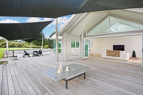 Photo of property in 80a Blackbridge Road, Karaka, Papakura, 2580