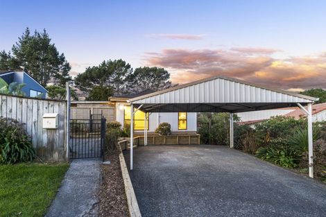 Photo of property in 66 Anich Road, Massey, Auckland, 0614