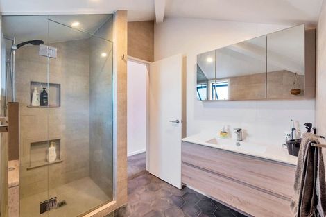 Photo of property in 52 Jutland Road, Hauraki, Auckland, 0622