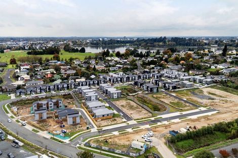 Photo of property in 23 Quentin Drive, Hamilton Lake, Hamilton, 3204