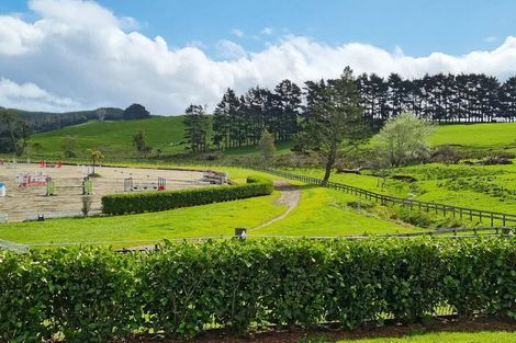 Photo of property in 1777 State Highway 16, Helensville, 0875