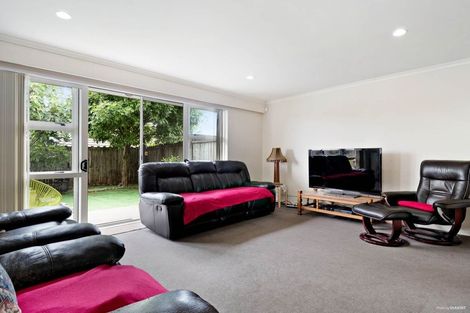 Photo of property in 12 Lime Crescent, Papakura, 2110