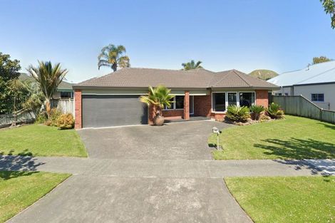 Photo of property in 11 Kensington Drive, Taradale, Napier, 4112