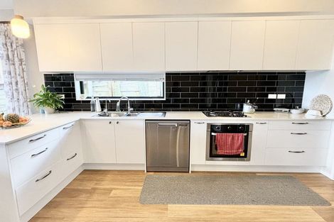 Photo of property in 110 Whenuapai Drive, Whenuapai, Auckland, 0618
