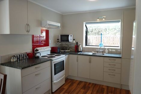 Photo of property in 50f9 Darlington Road, Miramar, Wellington, 6022