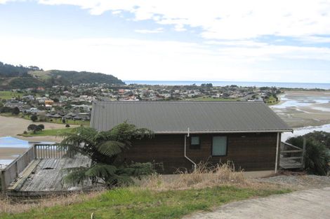 Photo of property in 24 Ridge Road, Tairua, 3508