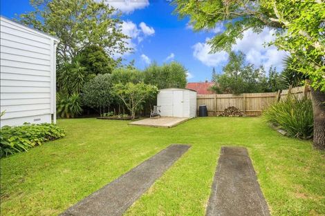 Photo of property in 10 David Street, Bayswater, Auckland, 0622