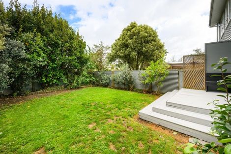 Photo of property in 26 Farnham Avenue, Highbury, Palmerston North, 4412