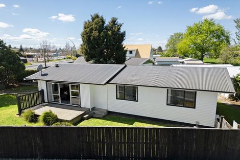 Photo of property in 101 Collins Road, Melville, Hamilton, 3206