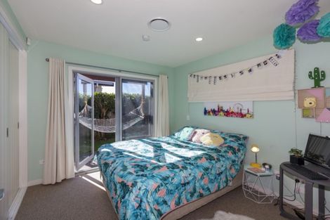 Photo of property in 2 Beckett Lane, Raumati Beach, Paraparaumu, 5032