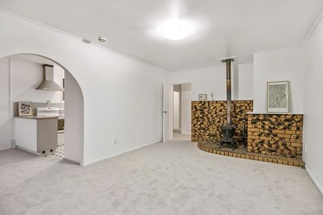 Photo of property in 72 Vandeleur Avenue, Birkdale, Auckland, 0626