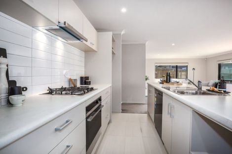 Photo of property in 26 Moonsail Drive, Whitby, Porirua, 5024