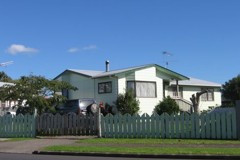 Photo of property in 71 Mahunga Drive, Favona, Auckland, 2024