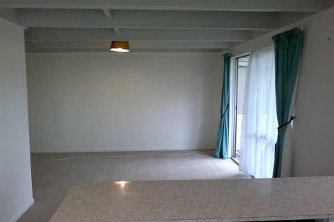 Photo of property in 89b Colwill Road, Massey, Auckland, 0614