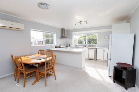 Photo of property in 37 Darlington Street, Ngatea, 3503