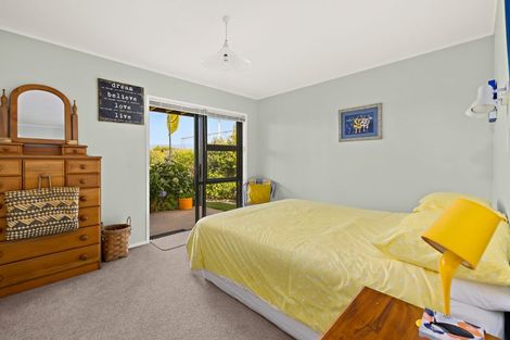 Photo of property in 4 Kotuku Place, Snells Beach, 0920