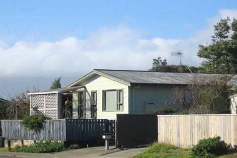 Photo of property in 57 Mazengarb Road, Paraparaumu Beach, Paraparaumu, 5032