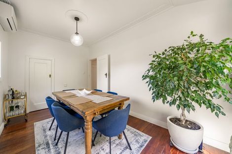 Photo of property in 147 Severn Street, Island Bay, Wellington, 6023