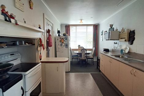 Photo of property in 162 Queen Street, Westport, 7825