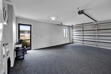 Photo of property in 6 Montague Grove, Stratford, 4332