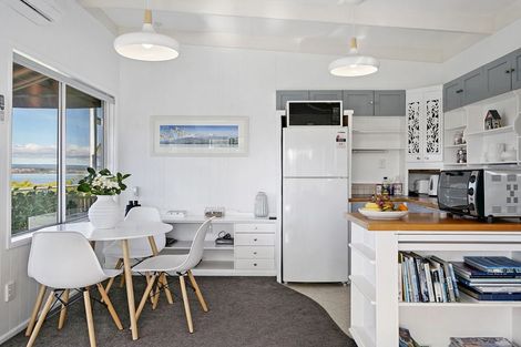 Photo of property in 4/22 Alberta Street, Acacia Bay, Taupo, 3330