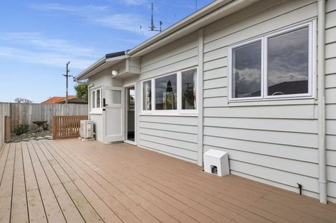 Photo of property in 17 Moehau Street, Te Puke, 3119
