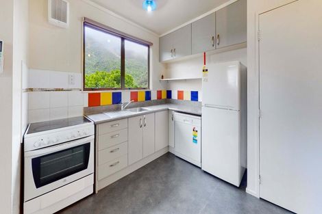 Photo of property in 1/3 Ngarimu Grove, Ngaio, Wellington, 6035
