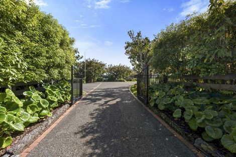Photo of property in 63 Mcgiven Drive, Ridgewood, New Plymouth, 4371