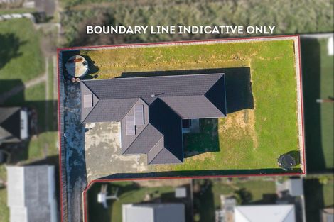 Photo of property in 12 Mahia Lane, Waikanae, 5036