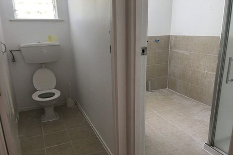 Photo of property in 31 Kingdale Road, Henderson, Auckland, 0610