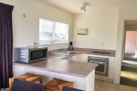 Photo of property in 14 Dallinghoe Crescent, Milford, Auckland, 0620