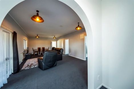 Photo of property in 154 Miranda Street, Stratford, 4332