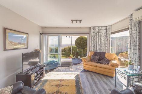 Photo of property in 37 Longhurst Terrace, Cashmere, Christchurch, 8022