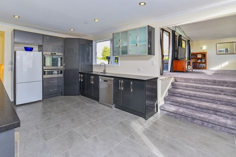 Photo of property in 10 Sunnypark Avenue, Rosehill, Papakura, 2113