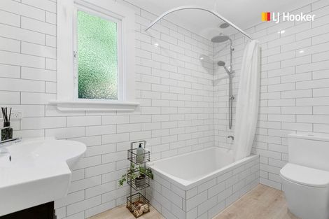 Photo of property in 51 Totara Street, Ravensbourne, Dunedin, 9022