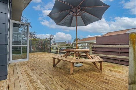 Photo of property in 3 Cascade Crescent, Westbrook, Palmerston North, 4412