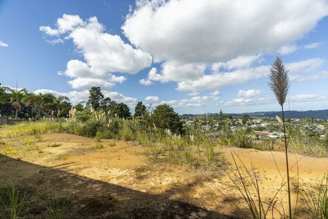 Photo of property in 12 Magnolia Avenue, Te Kamo, Kamo, 0112