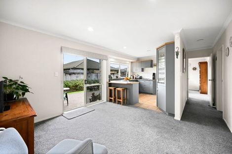 Photo of property in 27 Northmeadow Drive, Rototuna, Hamilton, 3210