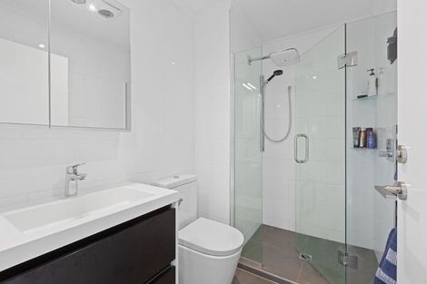 Photo of property in 10 Touhou Road, Hobsonville, Auckland, 0616