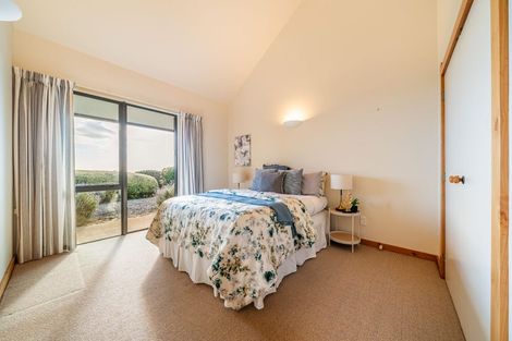 Photo of property in 55 Octavius Road, Peka Peka, Waikanae, 5391