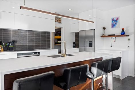 Photo of property in 22 Mercade Close, Stratford, 4332