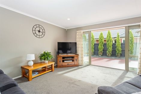 Photo of property in 50 Limes Avenue, Parklands, Christchurch, 8083