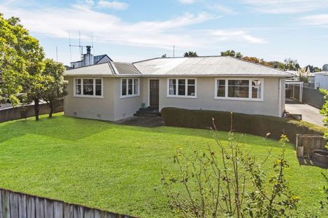 Photo of property in 166 Highbury Avenue, Highbury, Palmerston North, 4412