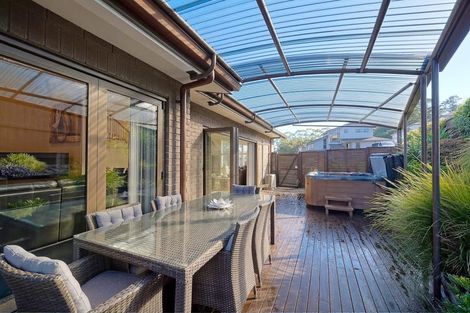 Photo of property in 77 San Marino Drive West, Henderson, Auckland, 0612