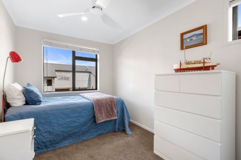 Photo of property in 52 Walter Merton Road, Hobsonville, Auckland, 0616