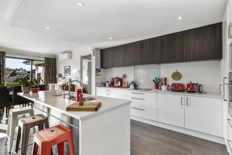 Photo of property in 4 Margaret Place, Waiuku, 2123