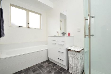 Photo of property in 5/15 O'sullivan Place, Waiuku, 2123