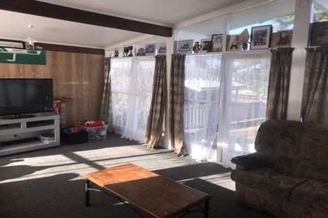 Photo of property in 33 Mcburney Place, Mangere East, Auckland, 2024